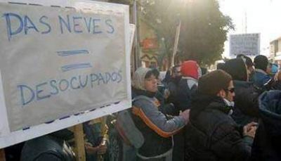 A Das Neves lo agarraron a huevazos en Bah�a Blanca