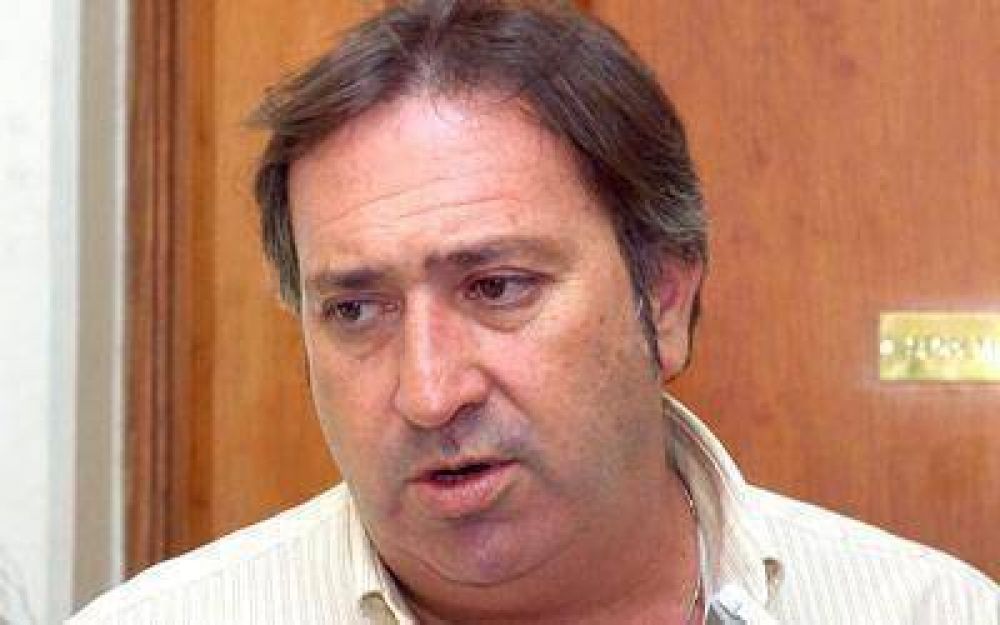 Ingram admite que est� �en el ojo pol�tico de la tormenta�