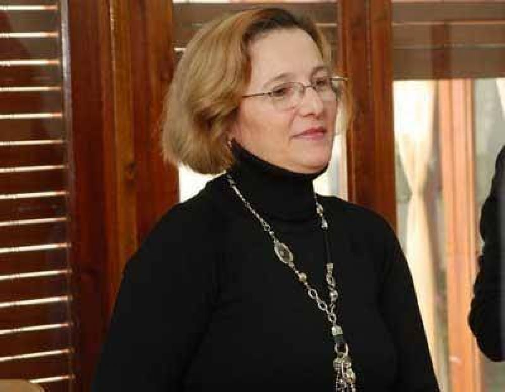 Jueza de Paz de Santa Rosa denunci� que se venden DNI antes de la interna