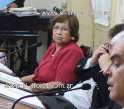 Hoy llega �Lilita� Carri� y la recibir�n con un portazo al ARI