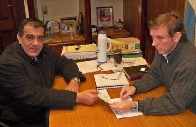 Urribarri firmar� inicio de obra de 200 viviendas y la red de agua para un barrio