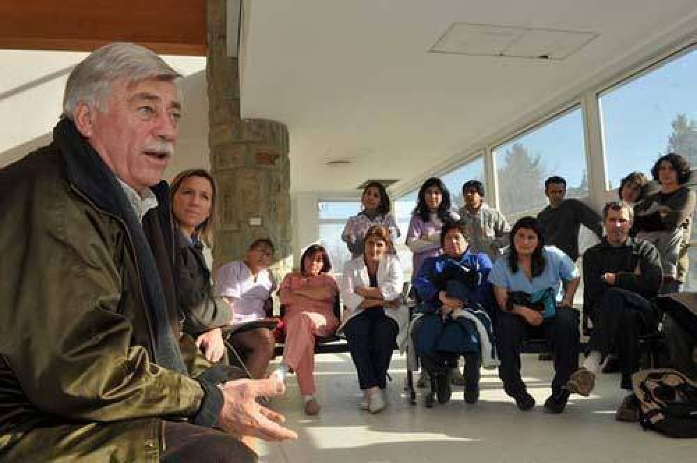Soria en Bariloche, de recorrida en el hospital