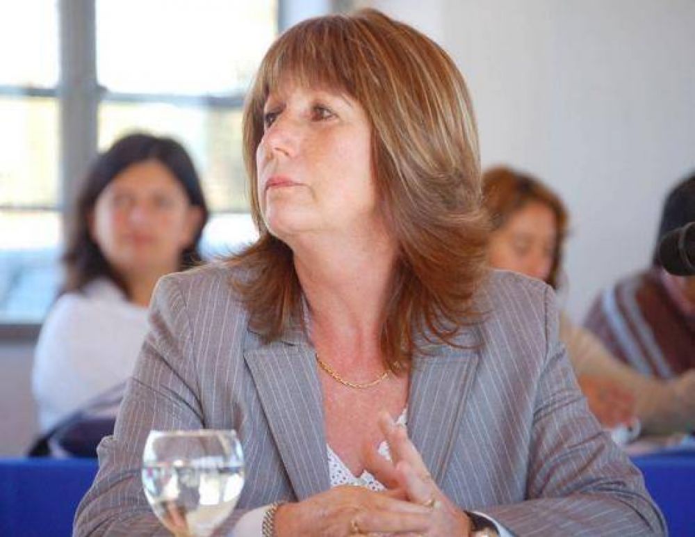 Iris Lopez tambi�n quiere ser Intendente