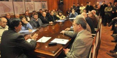 Capitanich se reuni� con representantes del sector forestal para tratar la regularizaci�n laboral