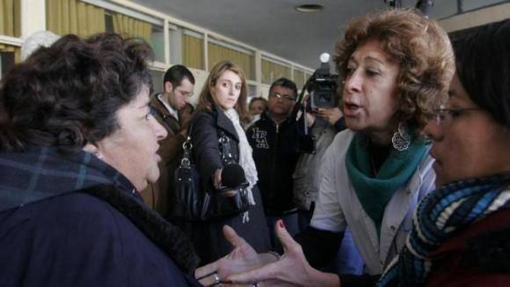 Crisis sanitaria: Gobierno, m�dicos y pacientes, actores de un conflicto desgastante
