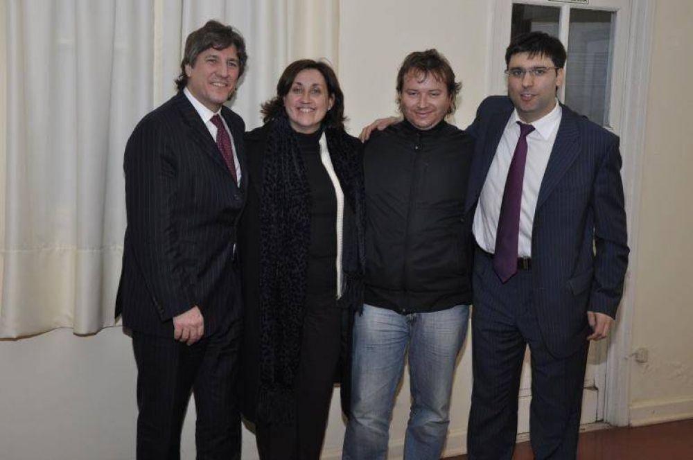 GRACIELA ROSSO ACOMPA�� AL CANDIDATO A VICEPRESIDENTE DE LA NACION, AMADO BOUDOU  EN CAMPANA