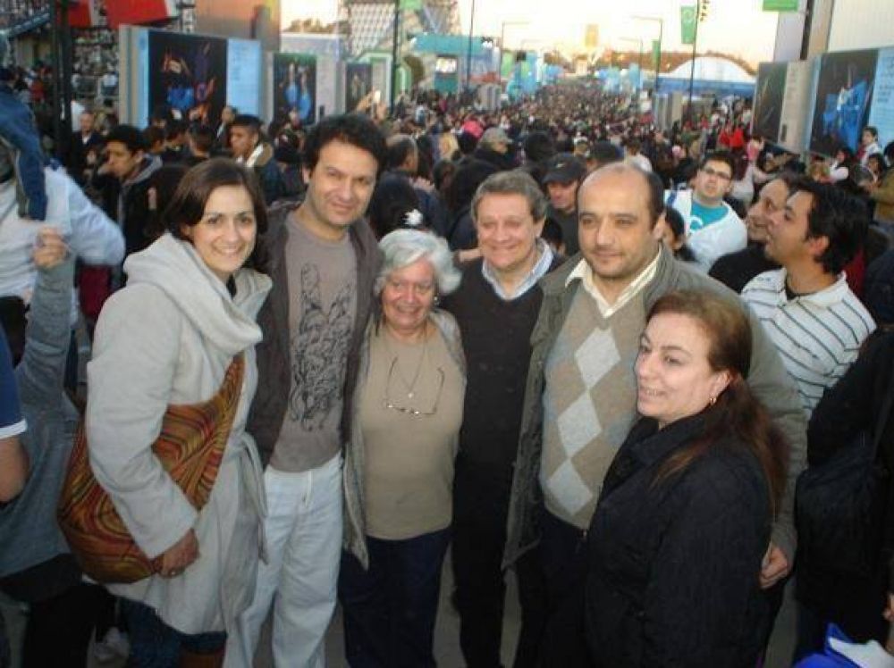 Los candidatos de Nuevo Encuentro en zona norte visitaron Tecn�polis