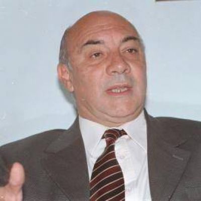 �Alfons�n desconoce y quiso quedar bien con Mendoza porque le conviene electoralmente�