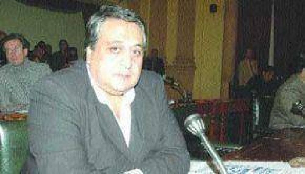 Vilari�o logra adhesiones para el FpV en los Valles Calchaqu�es