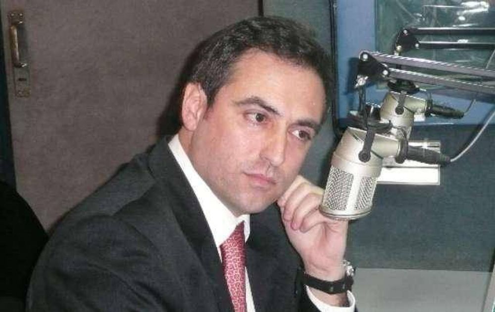 Ram�n Mestre denuncia que Giacomino viola ordenanzas con suba salarial a contratados