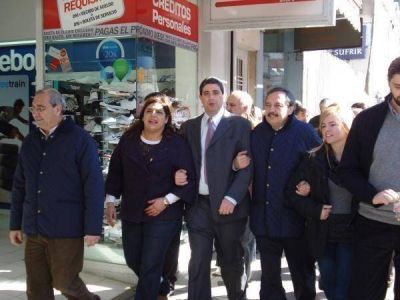�Vamos a ganar el pa�s y la Provincia�, dijo Alfons�n