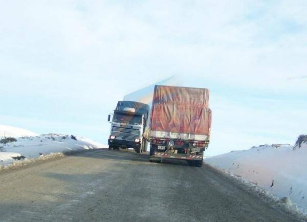 Retoman el tr�nsito en Chile con suma precauci�n y ruedas con cadenas o clavos