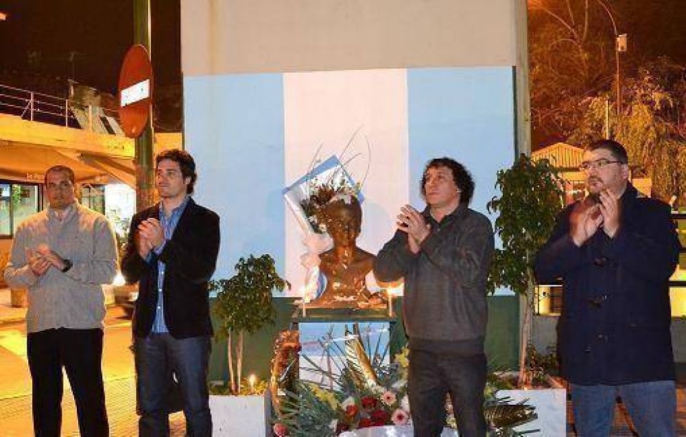 Emotivo homenaje del PJ de San Isidro a Mar�a Eva Duarte de Per�n