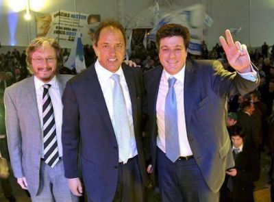 Scioli: "Vamos a imprimirle un paso m�s al crecimiento de la provincia"