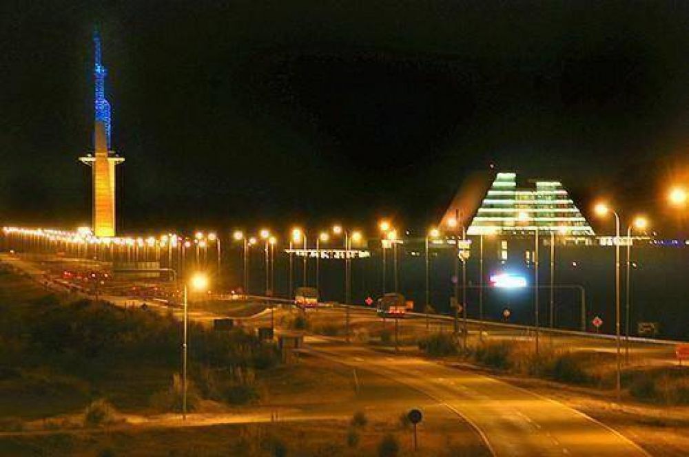 El Gobierno inaugura torre de $37 millones