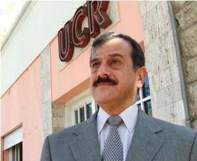  Alfredo �Fredy� Mar�n: �La gente decide entre los de aqu� y los que vienen de afuera por una candidatura�
