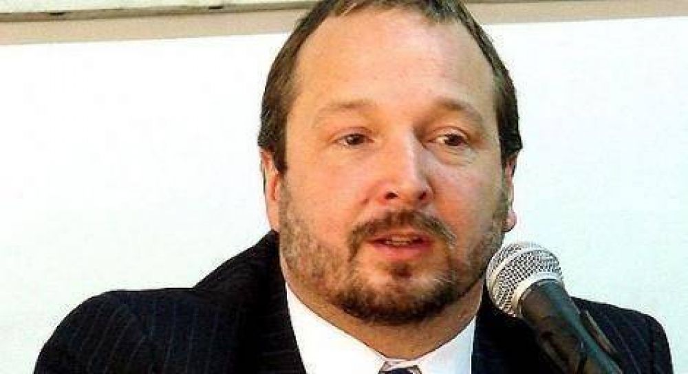 Sabbatella: �Atr�s de los globos de colores de Macri y de Del Sel se esconde Duhalde�