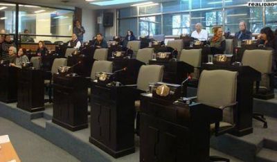 Quilmes: el oficialismo sum� al PRO y al villordismo, pero sigue sin qu�rum en el Concejo Deliberante 