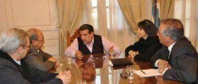 Beder Herrera recibi� a profesionales del Garrahan 