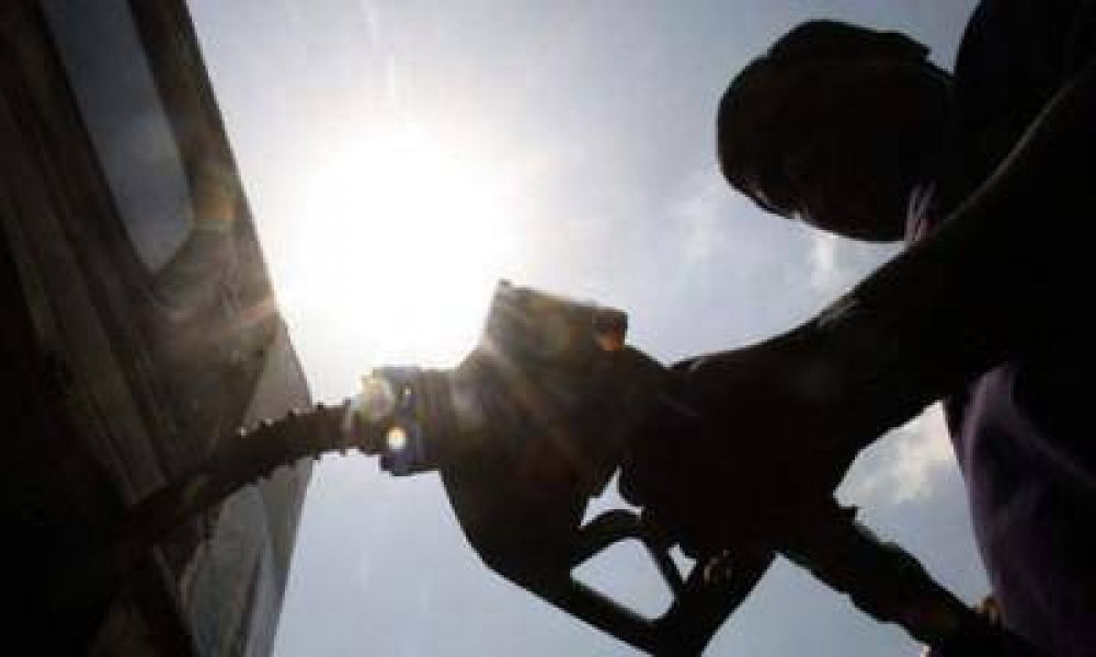 ONG local hizo una presentaci�n en la Justicia por la falta de combustibles
