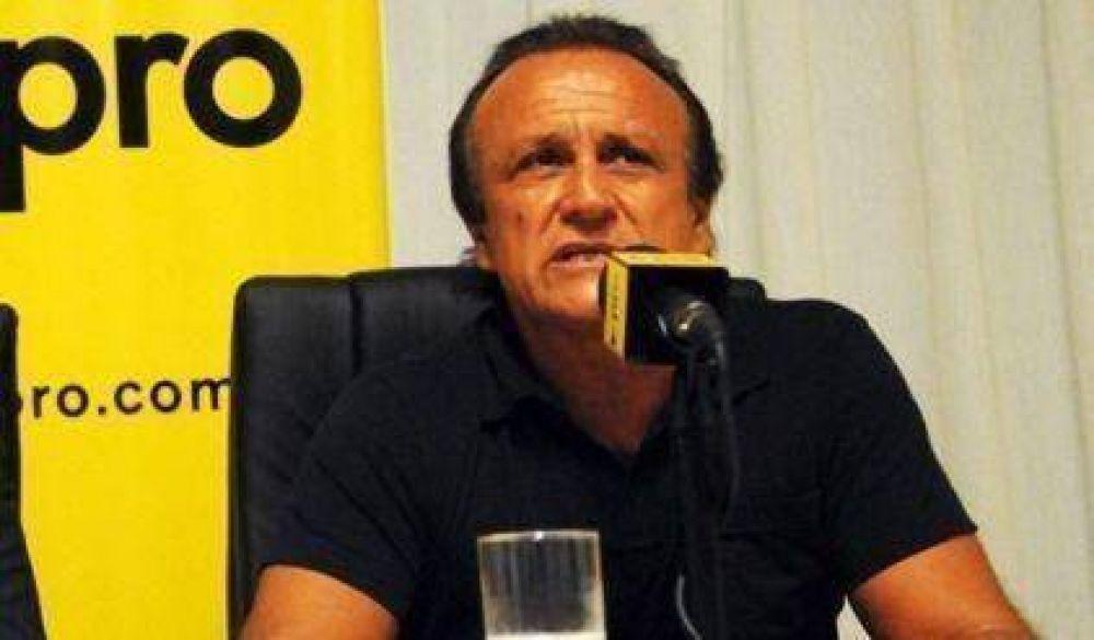 Del Sel volver� a postularse como gobernador de Santa Fe en 2015