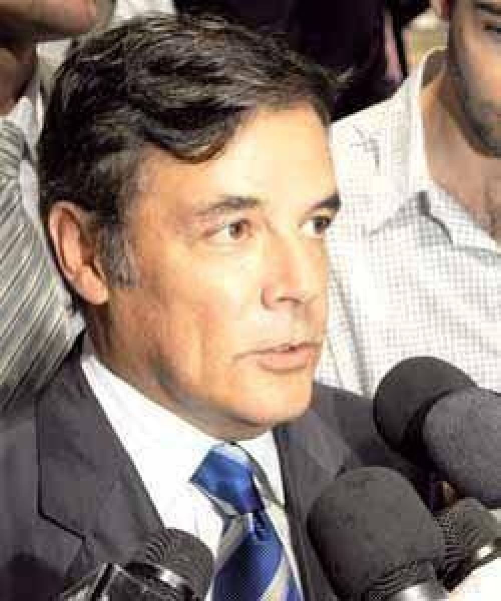 Proyectan elevar de 180 a 200 los d�as de clases en Misiones