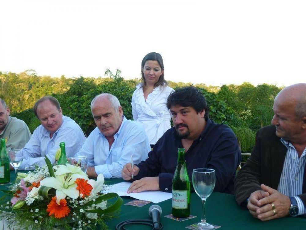 Turismo de la Naci�n anunci� m�s de 20 millones de pesos para el sector en Misiones