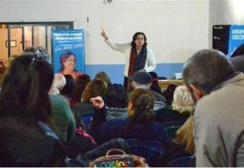 Rosso record� a Evita y se meti� de lleno en la camp�a