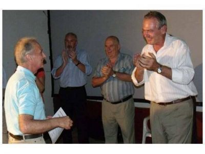 Benedetti manifest� su dolor por el fallecimiento de Juan Antonio Colobig