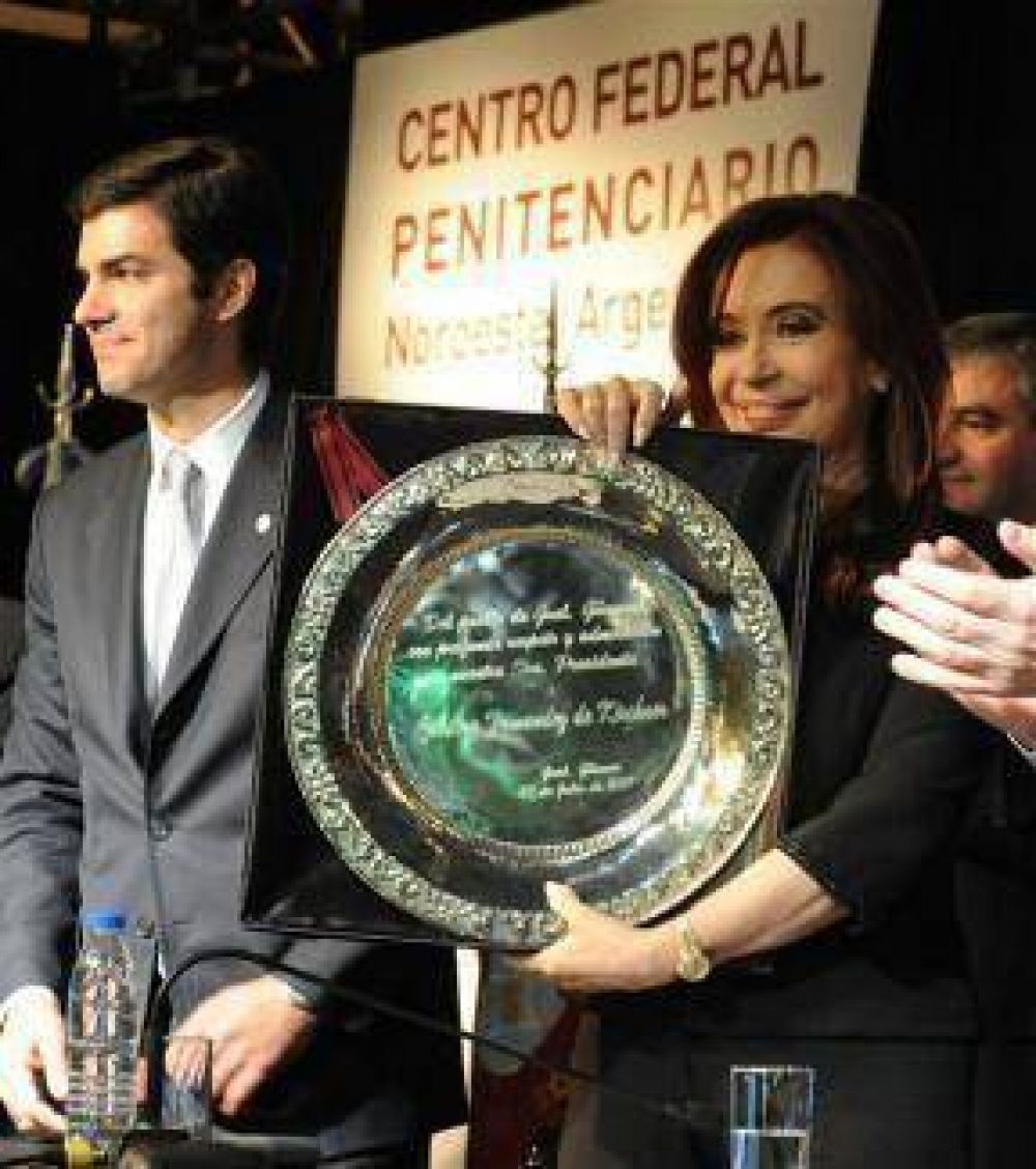 Elogios de la Presidenta a las nuevas c�rceles