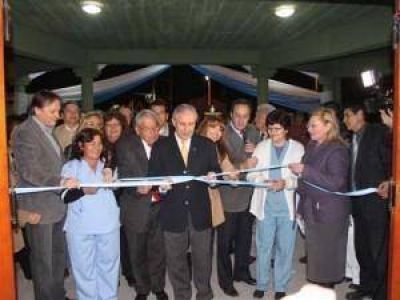  Barrionuevo inaugur� centro de salud en Caimancito