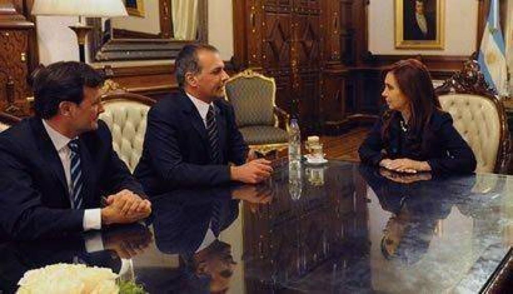 Paso K: Buzzi y Mac Karthy se reunieron con Cristina