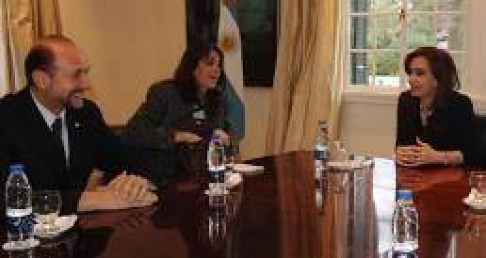Cristina recibi� a Bielsa y Perotti para pegar un giro en Santa Fe