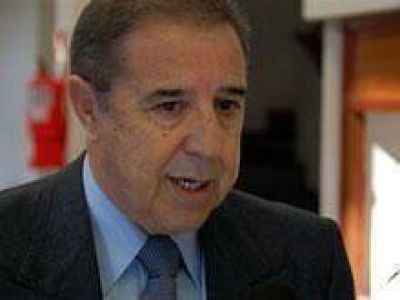 Problem�tica frut�cola: para S�nchez hay que sumar a todos los sectores, �no s�lo a los intendentes�