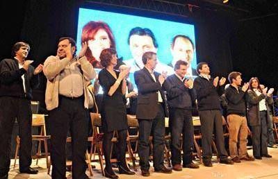 "Estamos comprometidos con el futuro", sostuvo Pulti