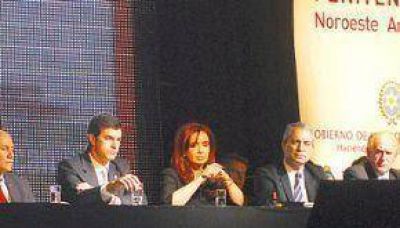 Cristina Fern�ndez afirm� en G�emes que el sistema penitenciario debe ser "inclusivo y de resocializaci�n"