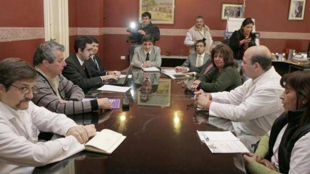  Retorn� el di�logo entre el Gobierno y los Autoconvocados, aunque el paro se mantiene