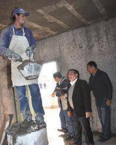 LE ERR� LA PROFESI�N: M�S LE GUSTA LA ALBA�ILER�A 