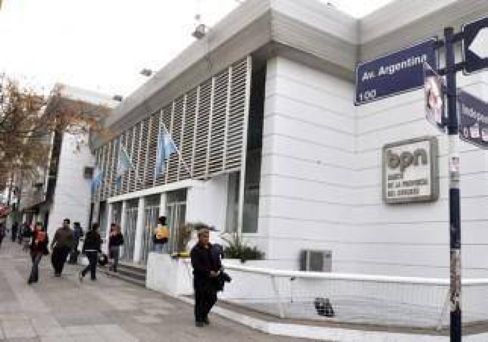 Dar�o Mart�nez propone que los bancos de la ciudad abran de 10 a 15 