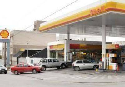Combustibles: Comelli pidi� a Moreno que investigue a las refiner�as 