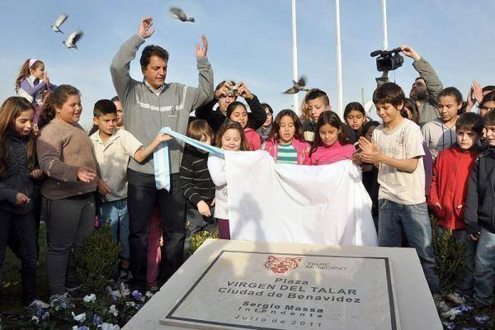 Massa dej inaugurada la plaza Virgen del Talar en Benavdez