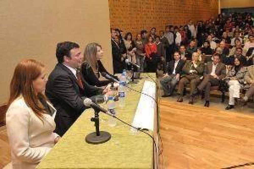 Destacaron la "diversidad de pensamientos" en las fuerzas que integran el Frente C�vico