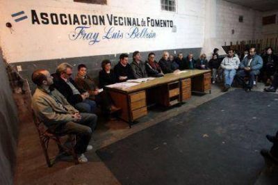 Reuni�n de trabajo con vecinos del barrio Las Dalias