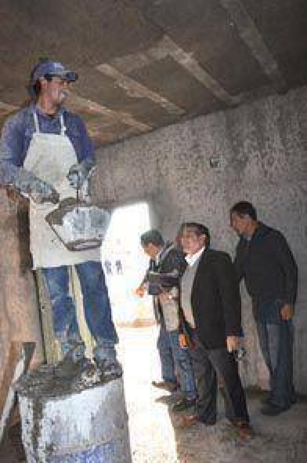 LE ERR� LA PROFESI�N: M�S LE GUSTA LA ALBA�ILER�A