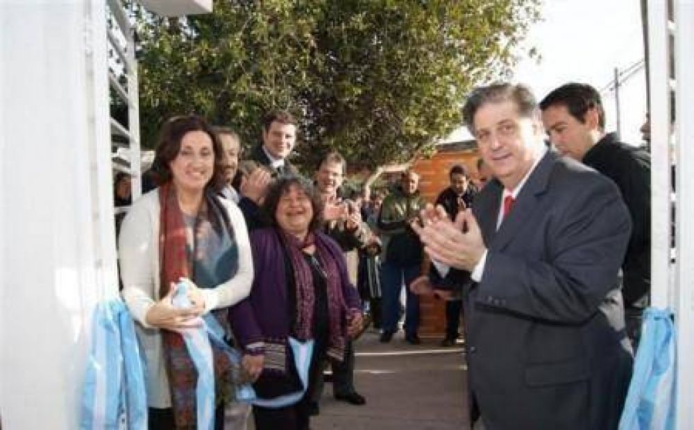 Inauguraron el CAPS de Parque Lasa 