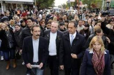 Scioli expres� su confianza en los j�venes que votan por primera vez