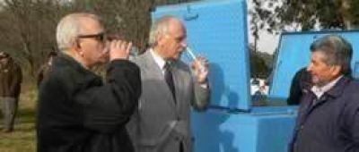 Inauguraron ayer seis pozos de agua y Feito anunci� las futuras obras h�dricas
