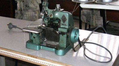 En 25 de Mayo El Taller Protegido compr� m�quina para hacer trapos de piso 
