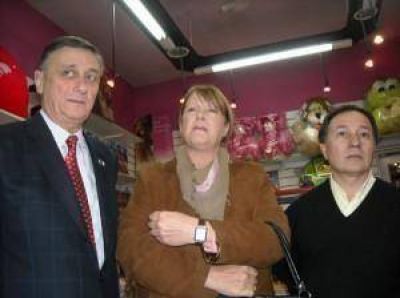 Hermes Binner camin� La Matanza junto con Stolbizer y Ceballos