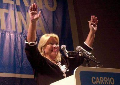 Carri� cerrar� su campa�a, en busca de la presidencia, en Mar del Plata